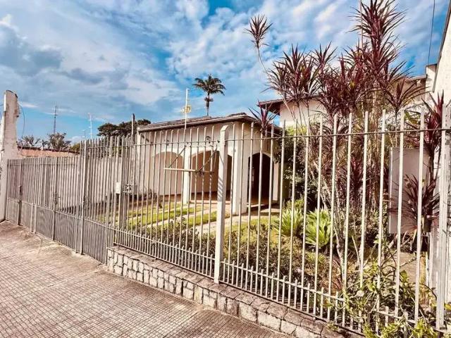 Casa venda em Região Imediata de Taubaté-Pindamonhangaba, Região Metropolitana do Vale do Paraíba e Litoral Norte