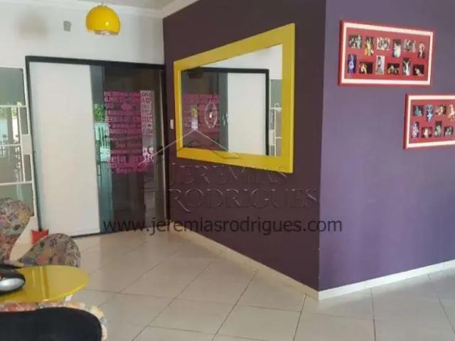 Casa venda em Região Imediata de Taubaté-Pindamonhangaba, Região Metropolitana do Vale do Paraíba e Litoral Norte