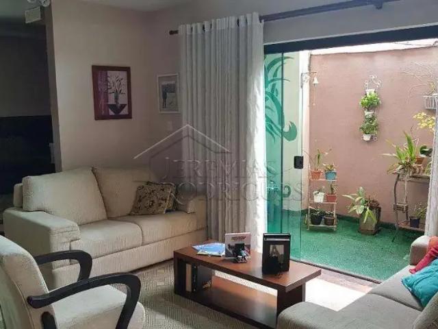 Casa venda em Região Imediata de Taubaté-Pindamonhangaba, Região Metropolitana do Vale do Paraíba e Litoral Norte