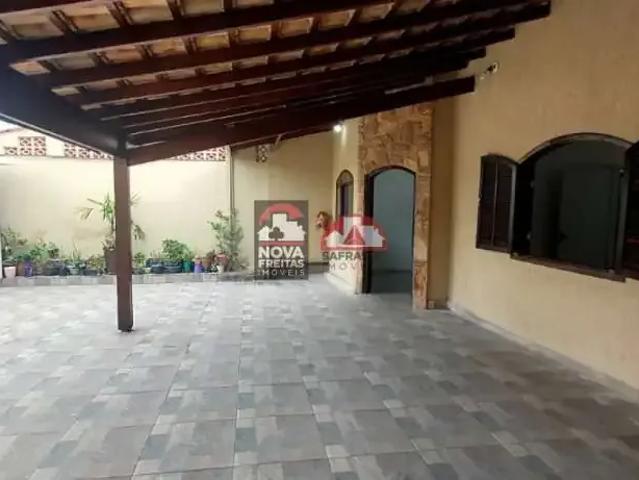 Casa venda em Região Imediata de Taubaté-Pindamonhangaba, Região Metropolitana do Vale do Paraíba e Litoral Norte