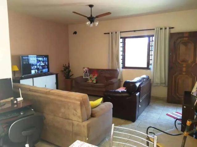 Casa venda em Região Imediata de Taubaté-Pindamonhangaba, Região Metropolitana do Vale do Paraíba e Litoral Norte