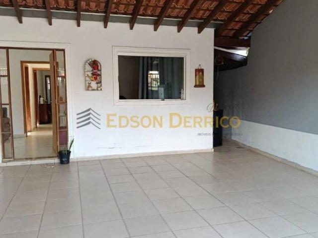Casa venda em Pindamonhangaba, Região Geográfica Intermediária de São José dos Campos