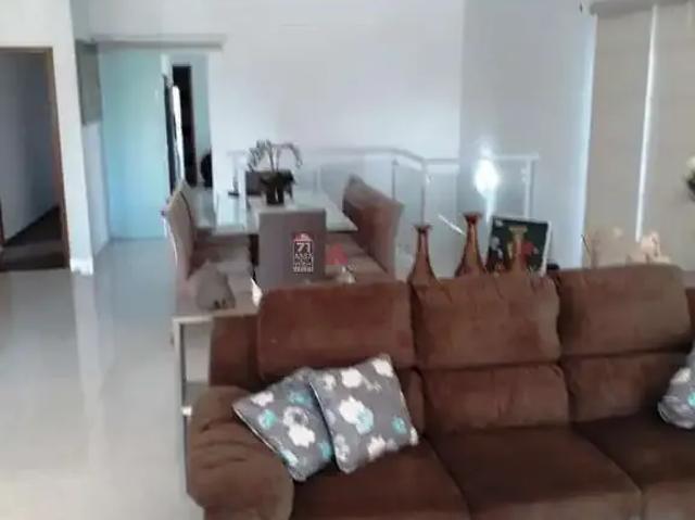 Casa venda em Região Imediata de Taubaté-Pindamonhangaba, Região Metropolitana do Vale do Paraíba e Litoral Norte