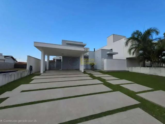 Casa venda em Região Imediata de Taubaté-Pindamonhangaba, Região Metropolitana do Vale do Paraíba e Litoral Norte