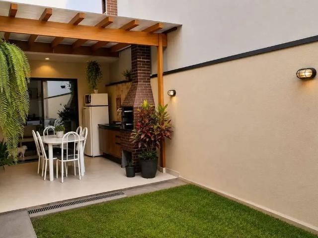 Casa venda em Região Imediata de Taubaté-Pindamonhangaba, Região Metropolitana do Vale do Paraíba e Litoral Norte