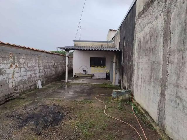 Casa venda em Região Imediata de Taubaté-Pindamonhangaba, Região Metropolitana do Vale do Paraíba e Litoral Norte