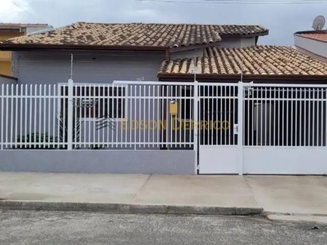 Casa venda em Região Imediata de Taubaté-Pindamonhangaba, Região Metropolitana do Vale do Paraíba e Litoral Norte