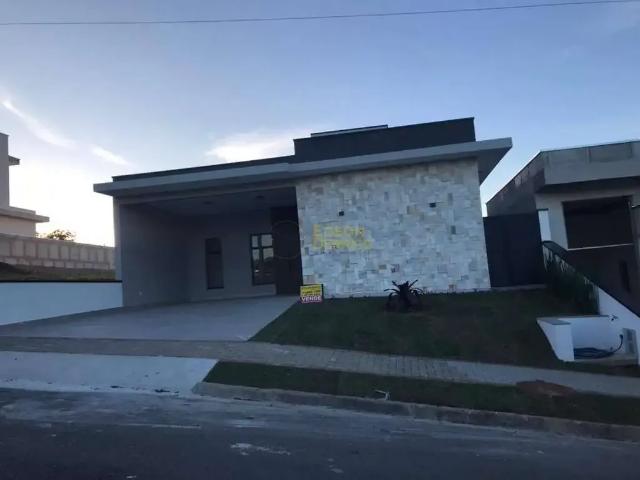Casa venda em Região Imediata de Taubaté-Pindamonhangaba, Região Metropolitana do Vale do Paraíba e Litoral Norte