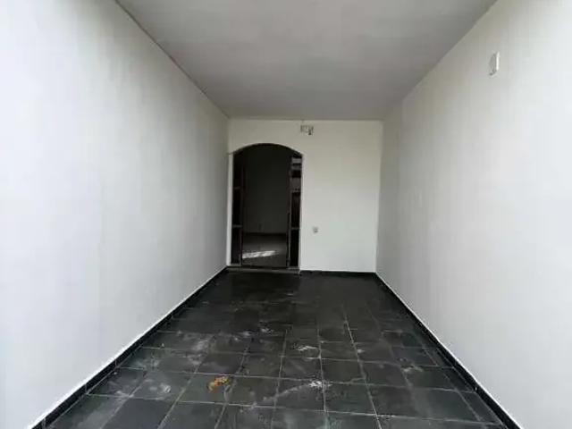 Casa venda em Região Imediata de Taubaté-Pindamonhangaba, Região Metropolitana do Vale do Paraíba e Litoral Norte