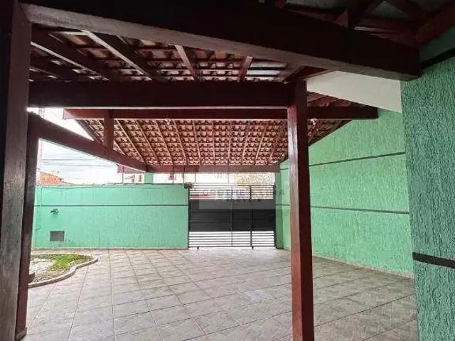 Casa venda em Região Imediata de Taubaté-Pindamonhangaba, Região Metropolitana do Vale do Paraíba e Litoral Norte