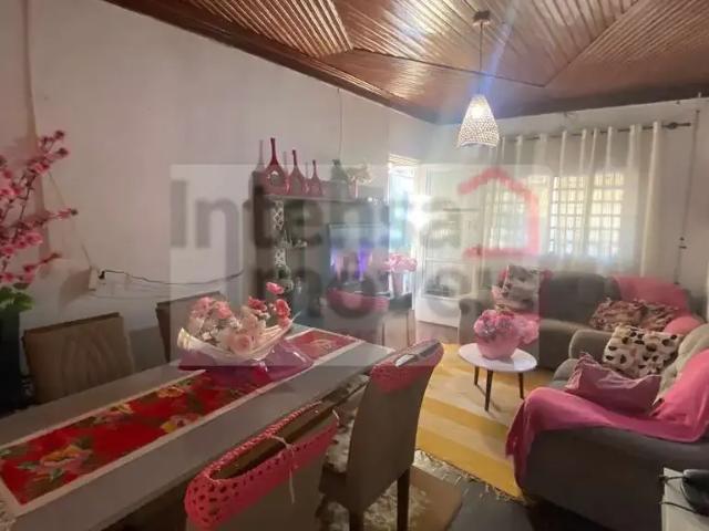 Casa venda em Região Imediata de Taubaté-Pindamonhangaba, Região Metropolitana do Vale do Paraíba e Litoral Norte