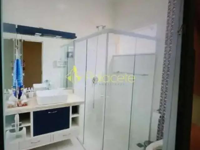 Casa venda em Região Imediata de Taubaté-Pindamonhangaba, Região Metropolitana do Vale do Paraíba e Litoral Norte