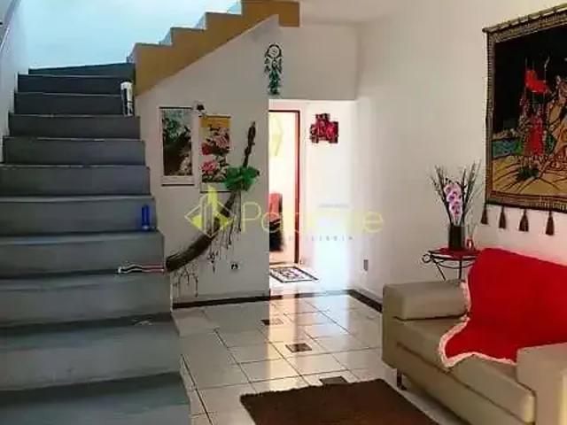 Casa venda em Região Imediata de Taubaté-Pindamonhangaba, Região Metropolitana do Vale do Paraíba e Litoral Norte