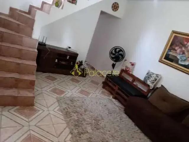 Casa venda em Região Imediata de Taubaté-Pindamonhangaba, Região Metropolitana do Vale do Paraíba e Litoral Norte