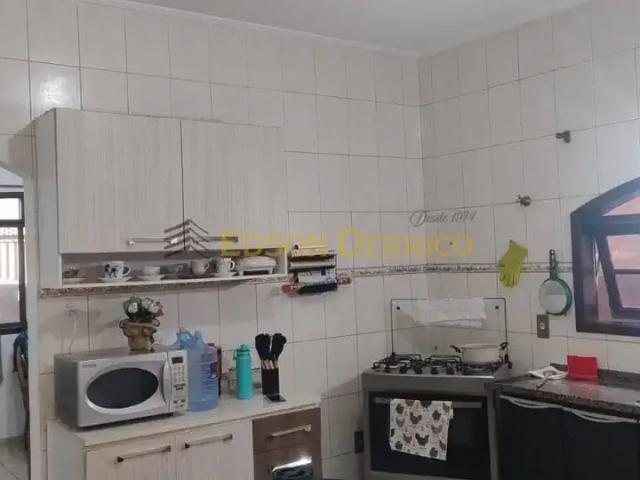 Casa venda em Região Imediata de Taubaté-Pindamonhangaba, Região Metropolitana do Vale do Paraíba e Litoral Norte