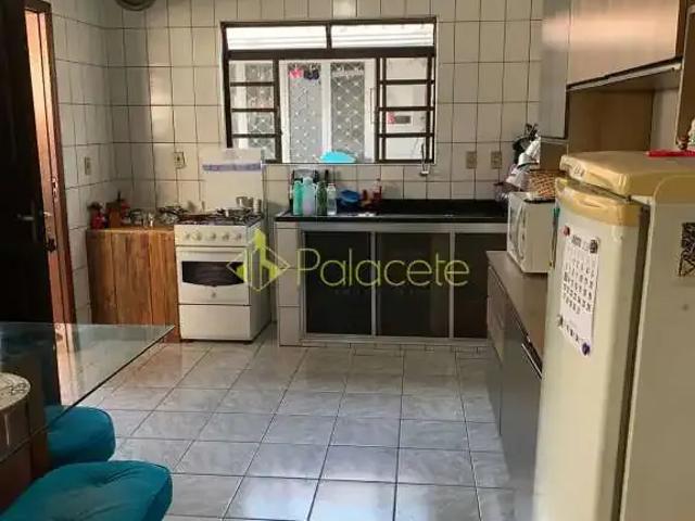 Casa venda em Região Imediata de Taubaté-Pindamonhangaba, Região Metropolitana do Vale do Paraíba e Litoral Norte