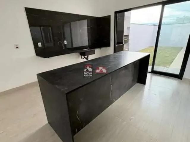 Casa venda em Região Imediata de Taubaté-Pindamonhangaba, Região Metropolitana do Vale do Paraíba e Litoral Norte