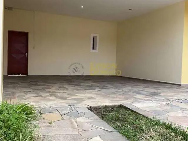 Casa venda em Região Imediata de Taubaté-Pindamonhangaba, Região Metropolitana do Vale do Paraíba e Litoral Norte