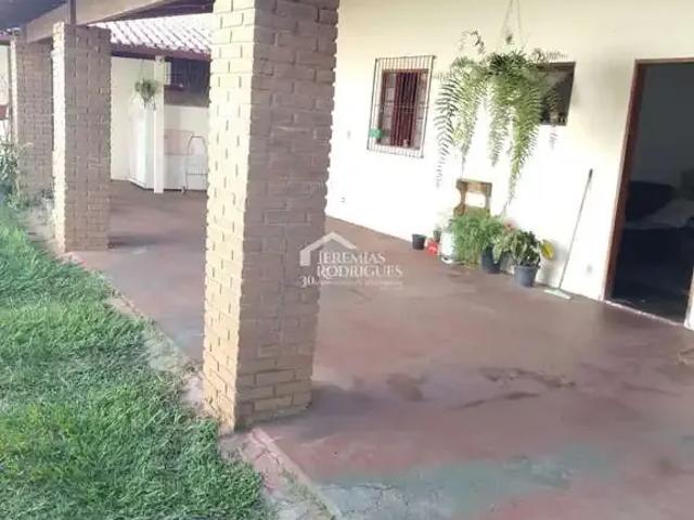Casa venda em Região Imediata de Taubaté-Pindamonhangaba, Região Metropolitana do Vale do Paraíba e Litoral Norte
