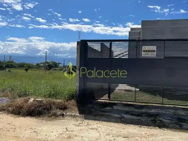 Casa venda em Região Imediata de Taubaté-Pindamonhangaba, Região Metropolitana do Vale do Paraíba e Litoral Norte