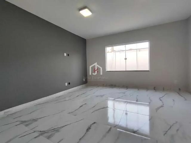 Casa venda em Região Imediata de Taubaté-Pindamonhangaba, Região Metropolitana do Vale do Paraíba e Litoral Norte