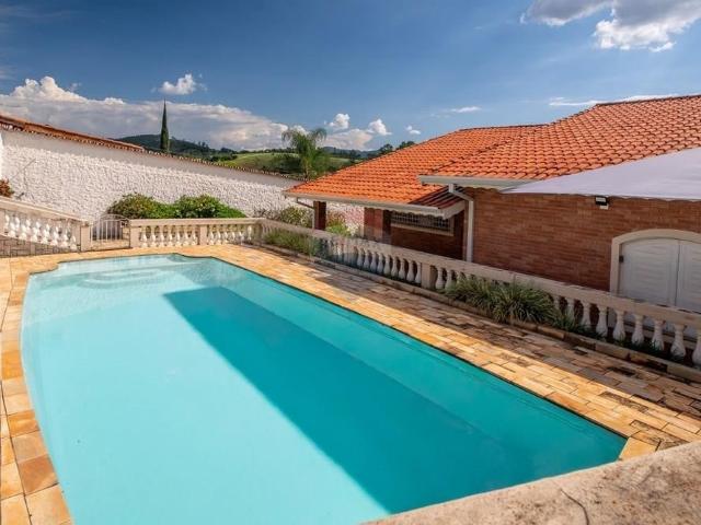 Casa venda em Piracaia, Região Geográfica Intermediária de Campinas