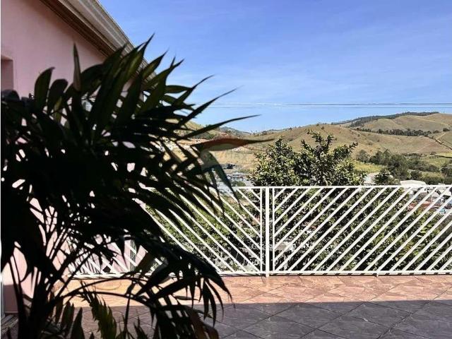 Casa venda em Piracaia