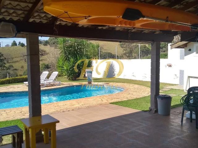 Casa venda em Piracaia