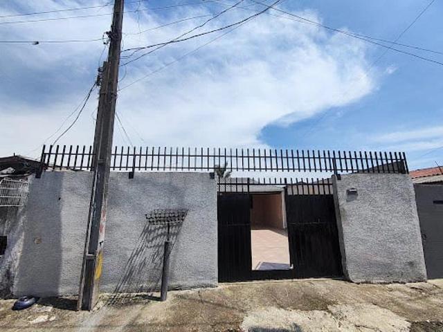 Casa venda em Piraquara, Região Geográfica Intermediária de Curitiba