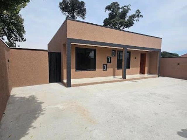 Casa venda em Piraquara, Região Geográfica Intermediária de Curitiba