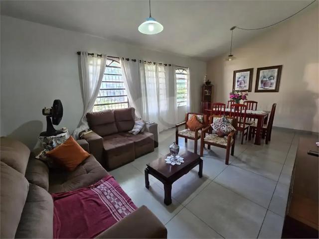 Casa venda em Pirassununga, Região Geográfica Intermediária de Araraquara