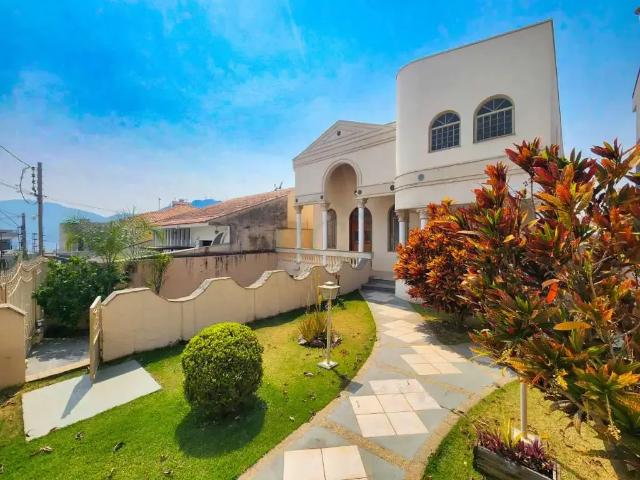 Casa venda em Poços de Caldas, Região Geográfica Intermediária de Pouso Alegre