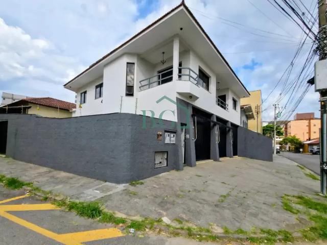 Casa venda em Região Geográfica Imediata de Poços de Caldas, Poços de Caldas