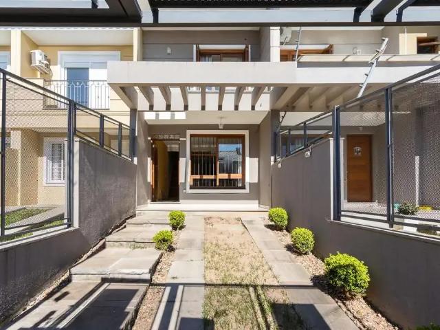 Casa venda em Guarujá, Porto Alegre