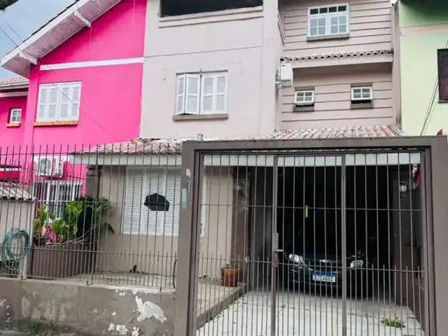 Casa venda em Região Geográfica Imediata de Porto Alegre, Região Metropolitana de Porto Alegre