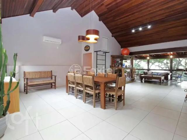 Casa venda em Região Geográfica Imediata de Porto Alegre, Região Metropolitana de Porto Alegre