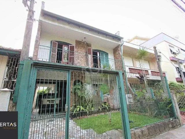 Casa venda em Passo da Areia, Porto Alegre