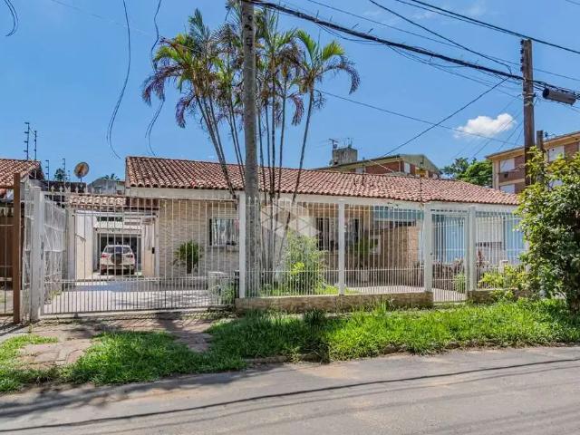 Casa venda em Parque Santa Fé, Porto Alegre