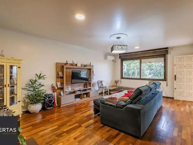 Casa venda em Região Geográfica Imediata de Porto Alegre, Região Metropolitana de Porto Alegre
