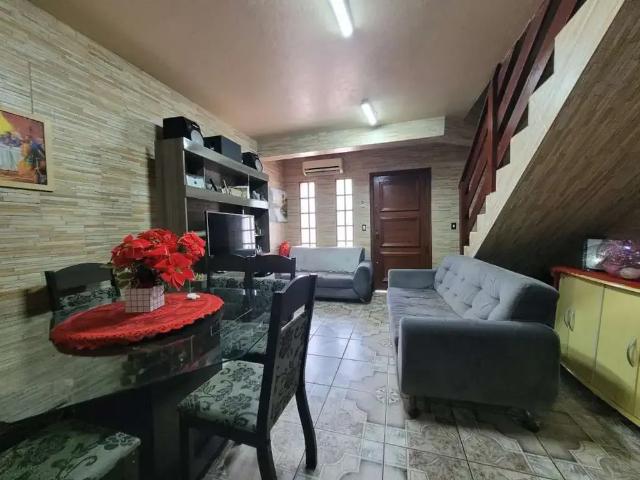 Casa venda em Costa e Silva, Porto Alegre