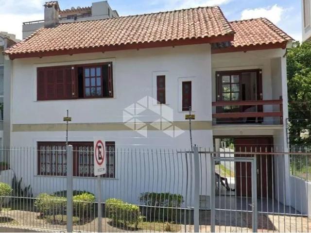 Casa venda em Passo da Areia, Porto Alegre