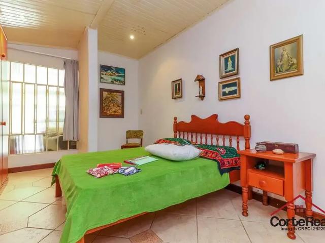 Casa venda em Passo da Areia, Porto Alegre