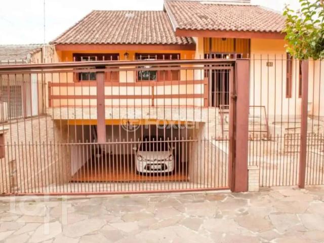 Casa venda em Passo da Areia, Porto Alegre