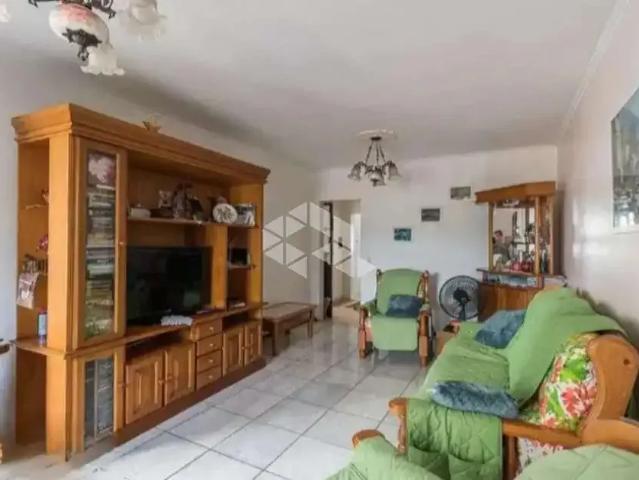 Casa venda em Passo da Areia, Porto Alegre