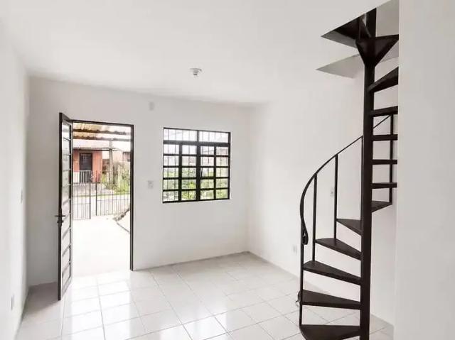 Casa venda em Restinga, Porto Alegre