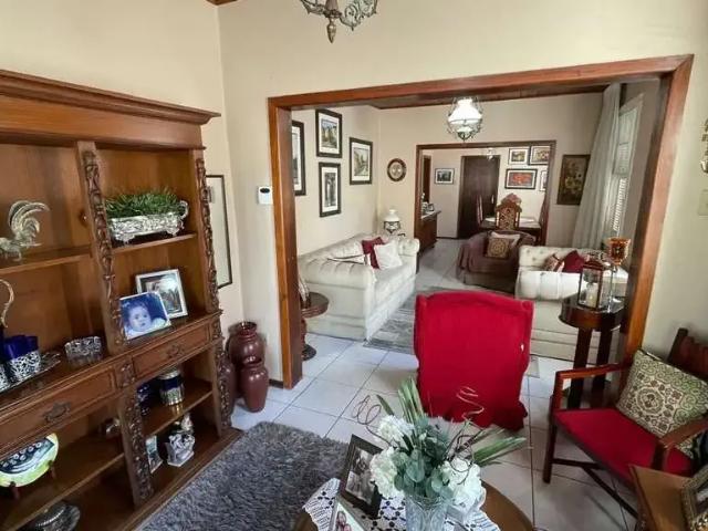 Casa venda em Região Geográfica Imediata de Porto Alegre, Região Metropolitana de Porto Alegre