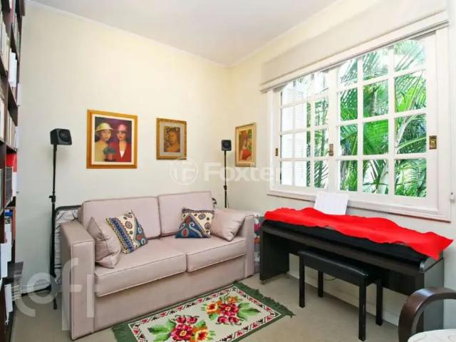 Casa venda em Região Geográfica Imediata de Porto Alegre, Região Metropolitana de Porto Alegre