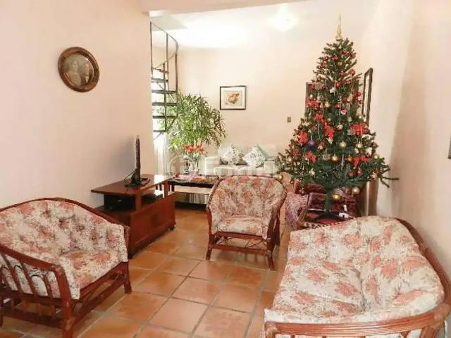Casa venda em Região Geográfica Imediata de Porto Alegre, Região Metropolitana de Porto Alegre