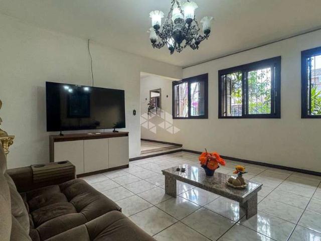 Casa venda em Parque Residencial Ernesto di Primo Beck, Porto Alegre