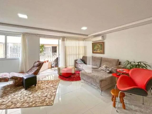 Casa venda em Pedra Redonda, Porto Alegre